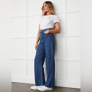 LEVI’S HIGH WAISTED STRAIGHT JEANS PERSONAL SPACE BLUE